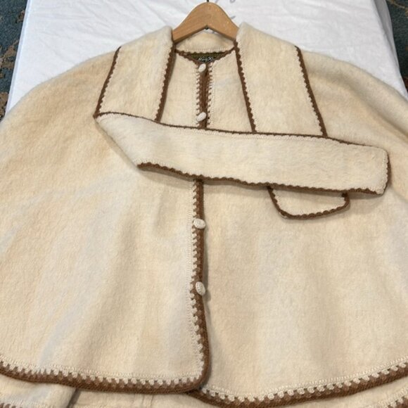 Mon Repo Alpaca Wool Cape  Peruvian Size Small Attached Scarf Exc. Condition - Picture 11 of 11